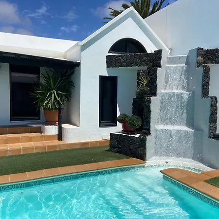 Dora Bella Lanzarote