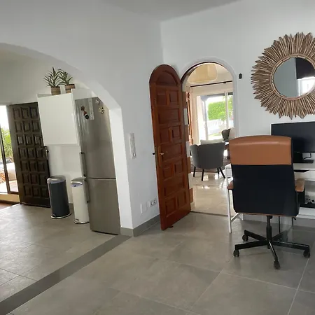 Dora Bella Lanzarote Насарет