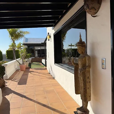 Dora Bella Lanzarote