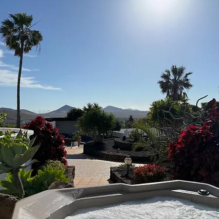 Dora Bella Lanzarote Villa Nazaret