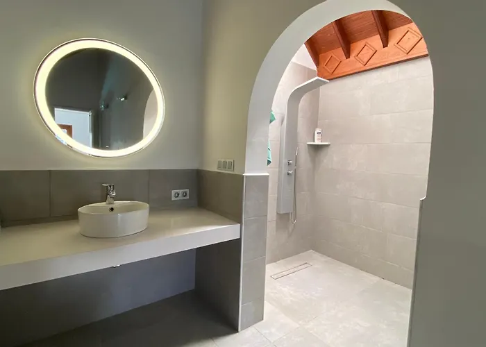 Dora Bella Lanzarote Villa