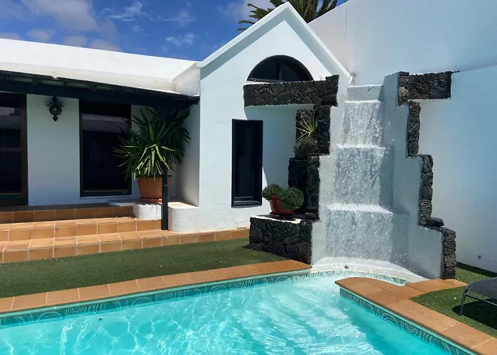 Dora Bella Lanzarote