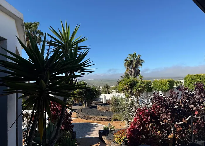 Dora Bella Lanzarote Nazaret